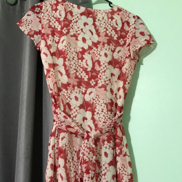 Clothes - Picture 3 of 3